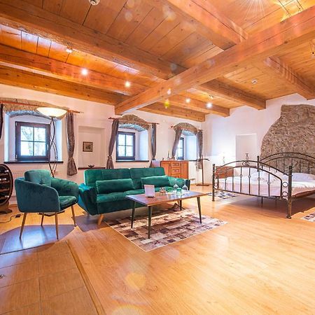 Penzion Familia Hotel Попрад Екстериор снимка