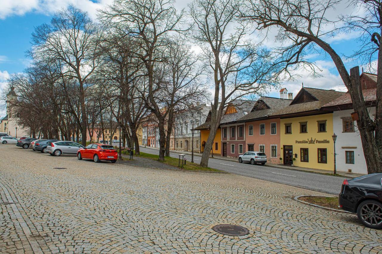 Penzion Familia Hotel Попрад Екстериор снимка