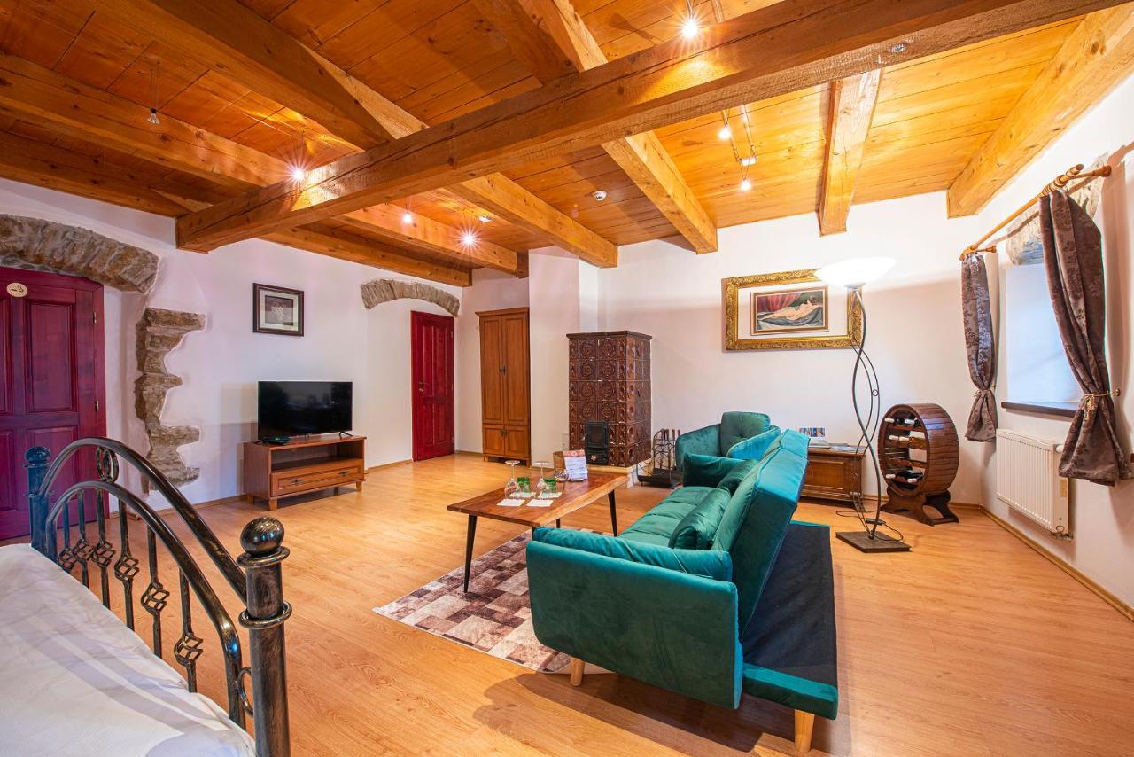 Penzion Familia Hotel Попрад Екстериор снимка