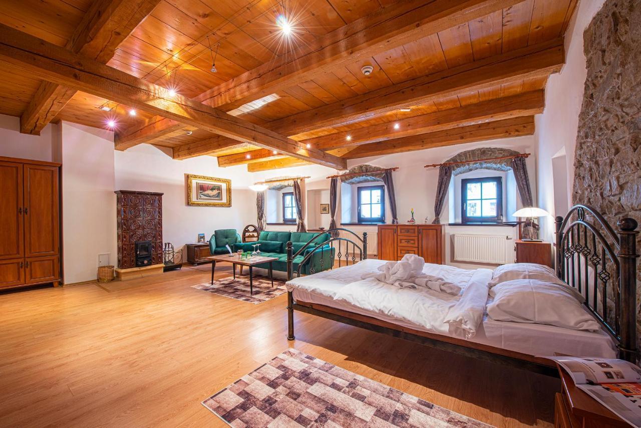 Penzion Familia Hotel Попрад Екстериор снимка