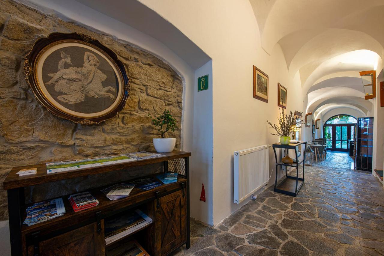 Penzion Familia Hotel Попрад Екстериор снимка